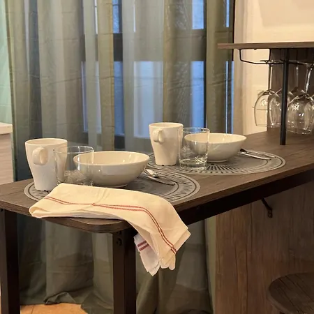 Cosy Navigli Haven - 15 Minutes From Duomo Apartment